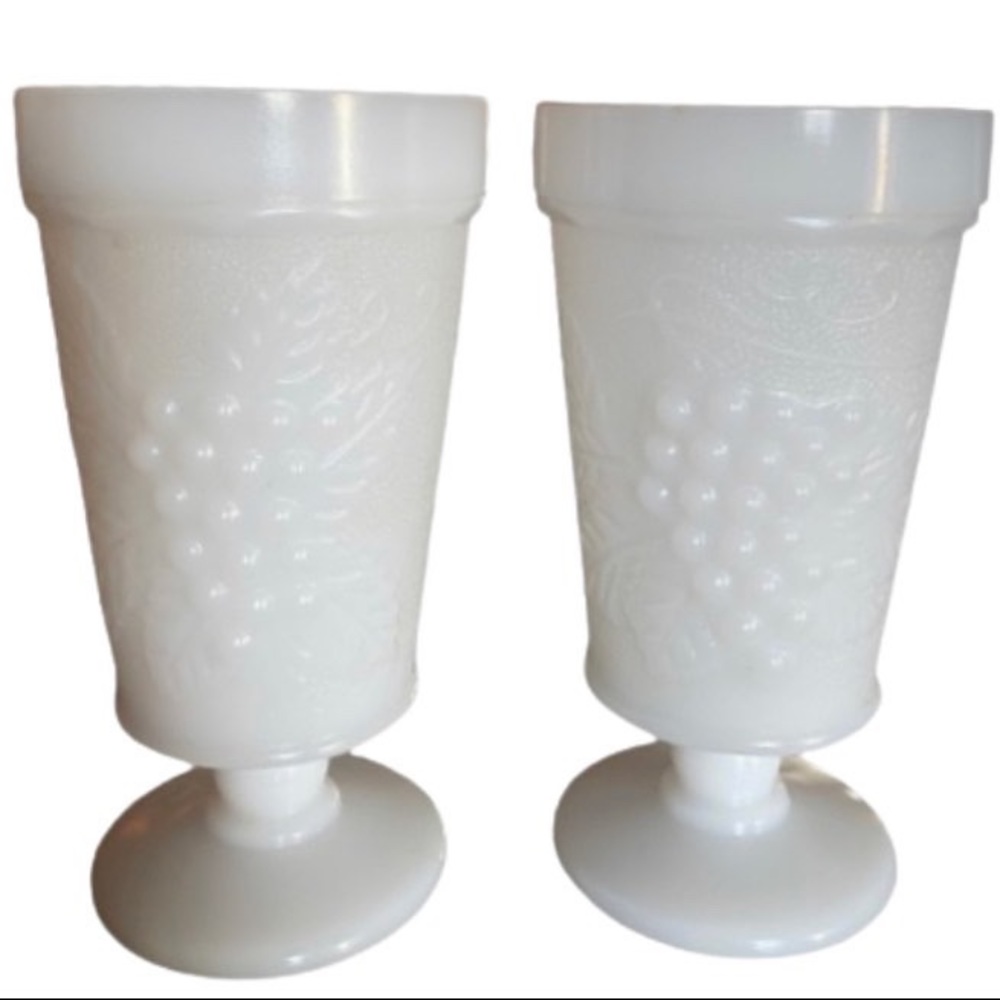 Set of 2 Vintage Mid Century Milk Glass Tumblers